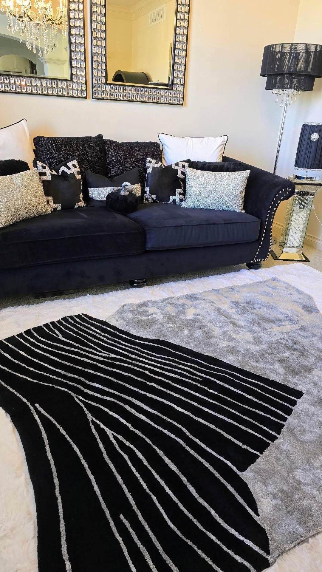 Abstract Rhythmic Line Hand Tufted Rug - Image 9