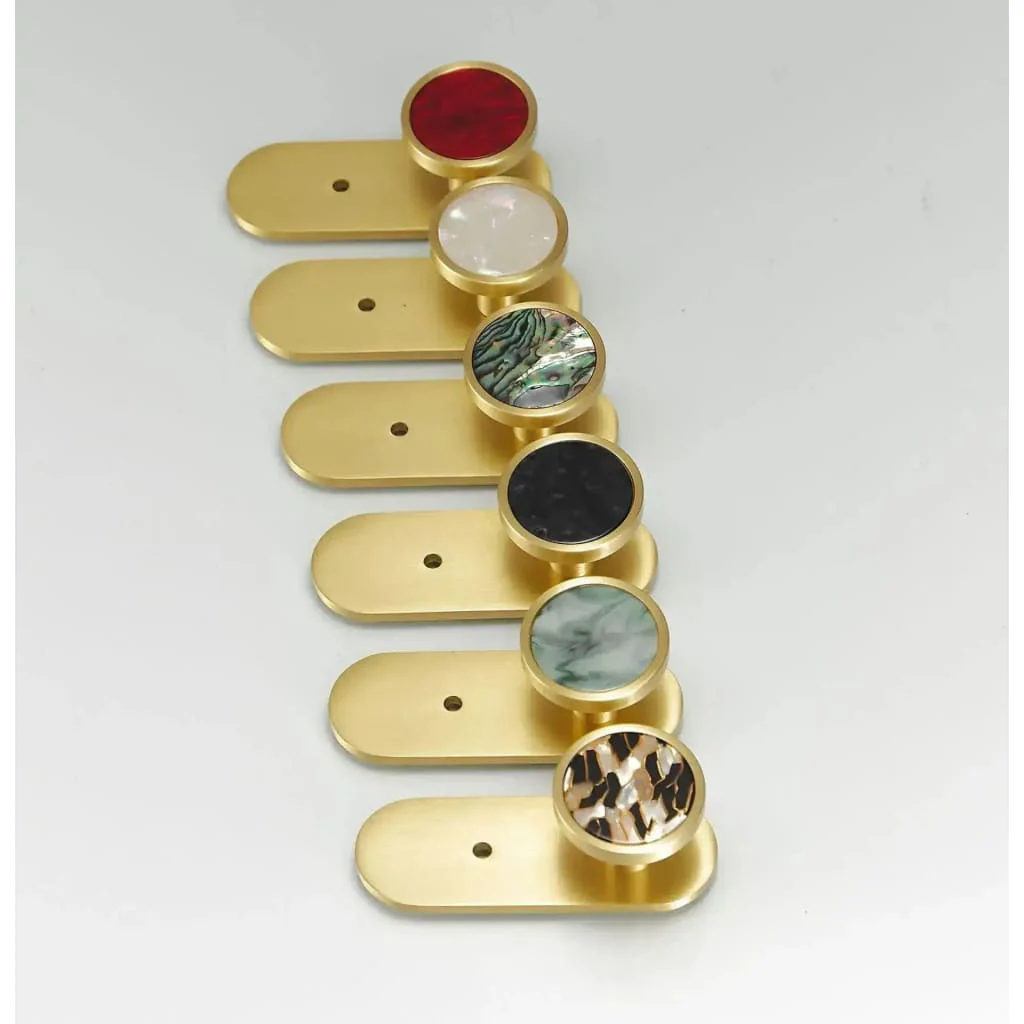 Brass Shell Wall Organizing Hook - Image 6