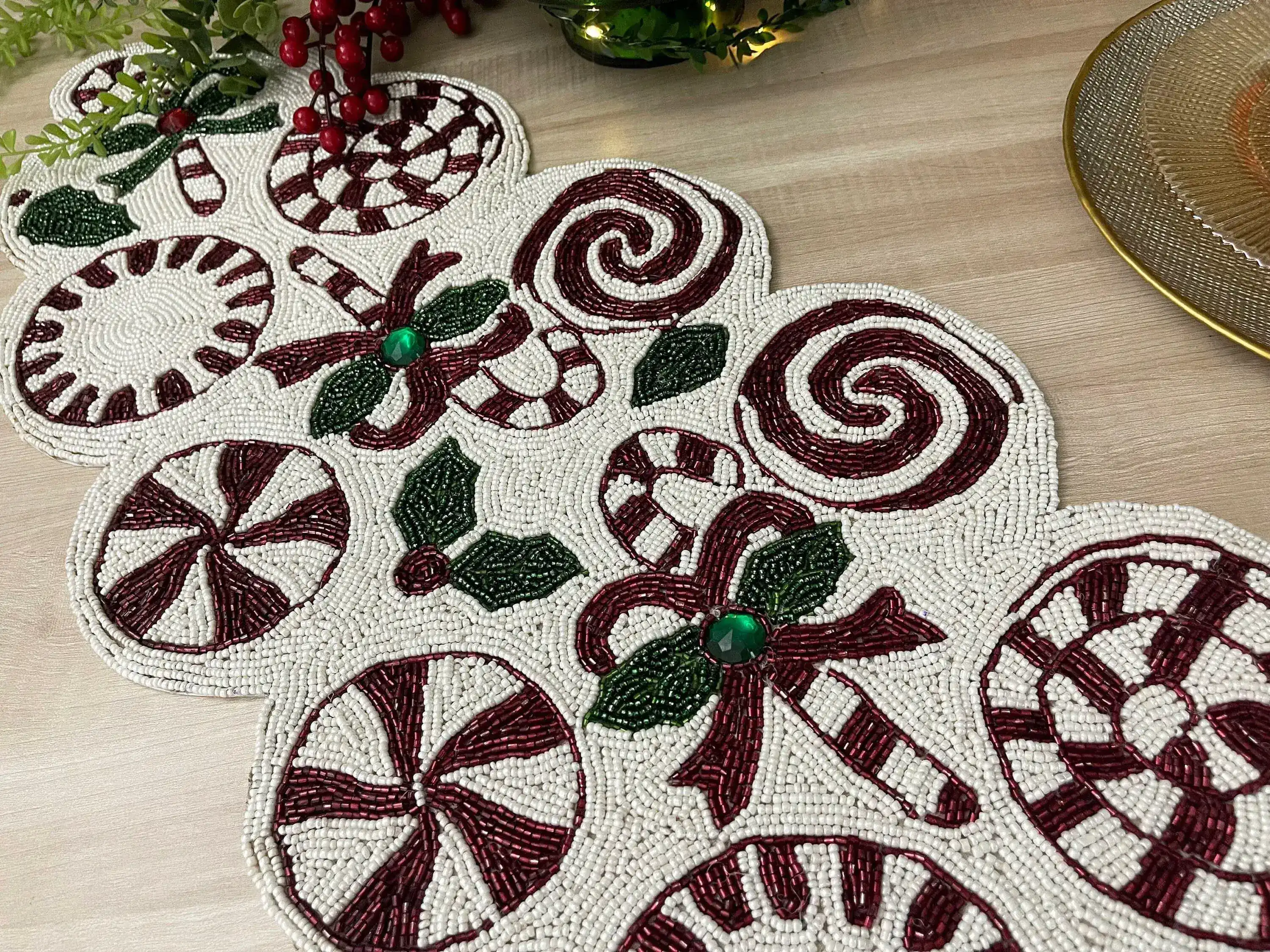 Christmas Ornament Beaded Table Runner - Image 4