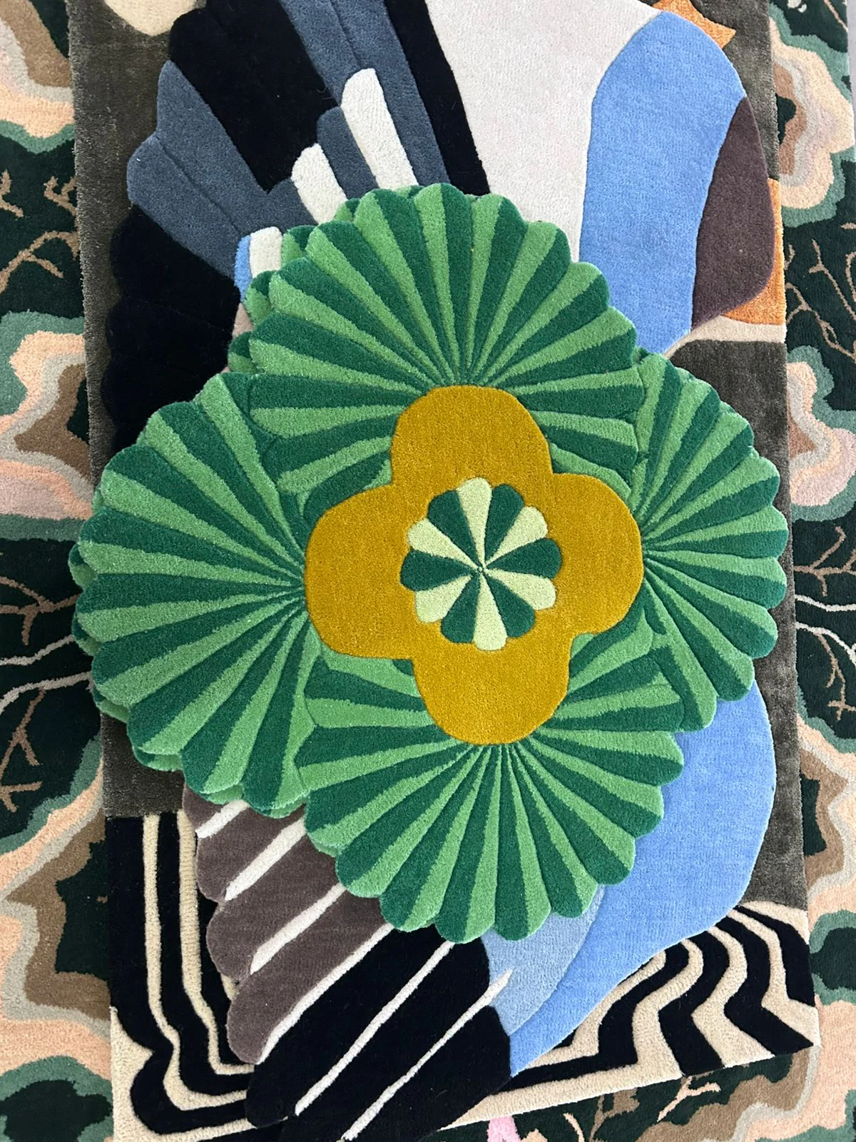 Daisy within Daisy Pleated Hand Tufted Wool Rug - Image 3