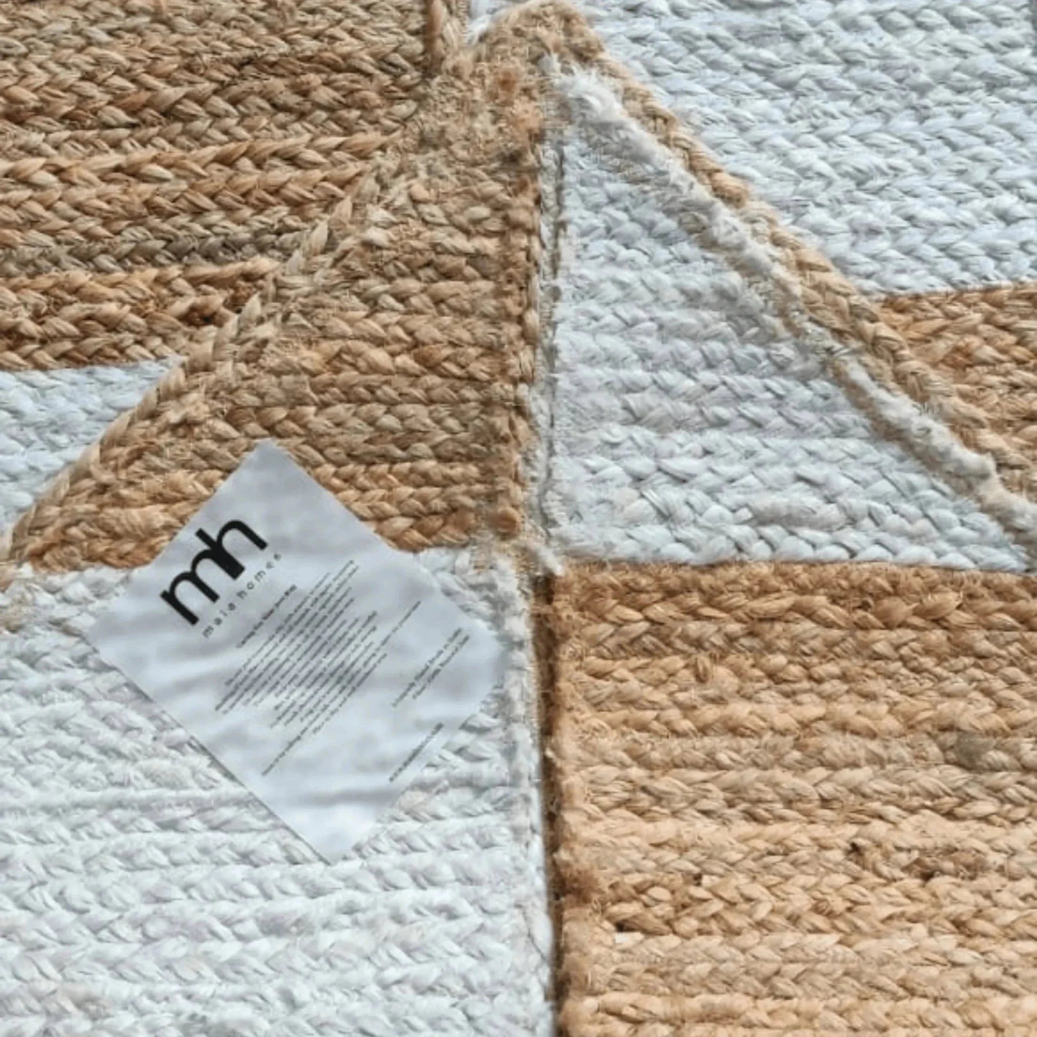 Diamond Checker Jute Rug - Natural and White - Image 10