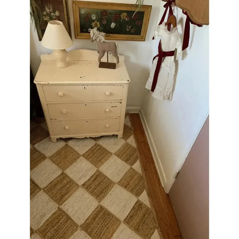 Diamond Checker Jute Rug - Natural and White - Image 6