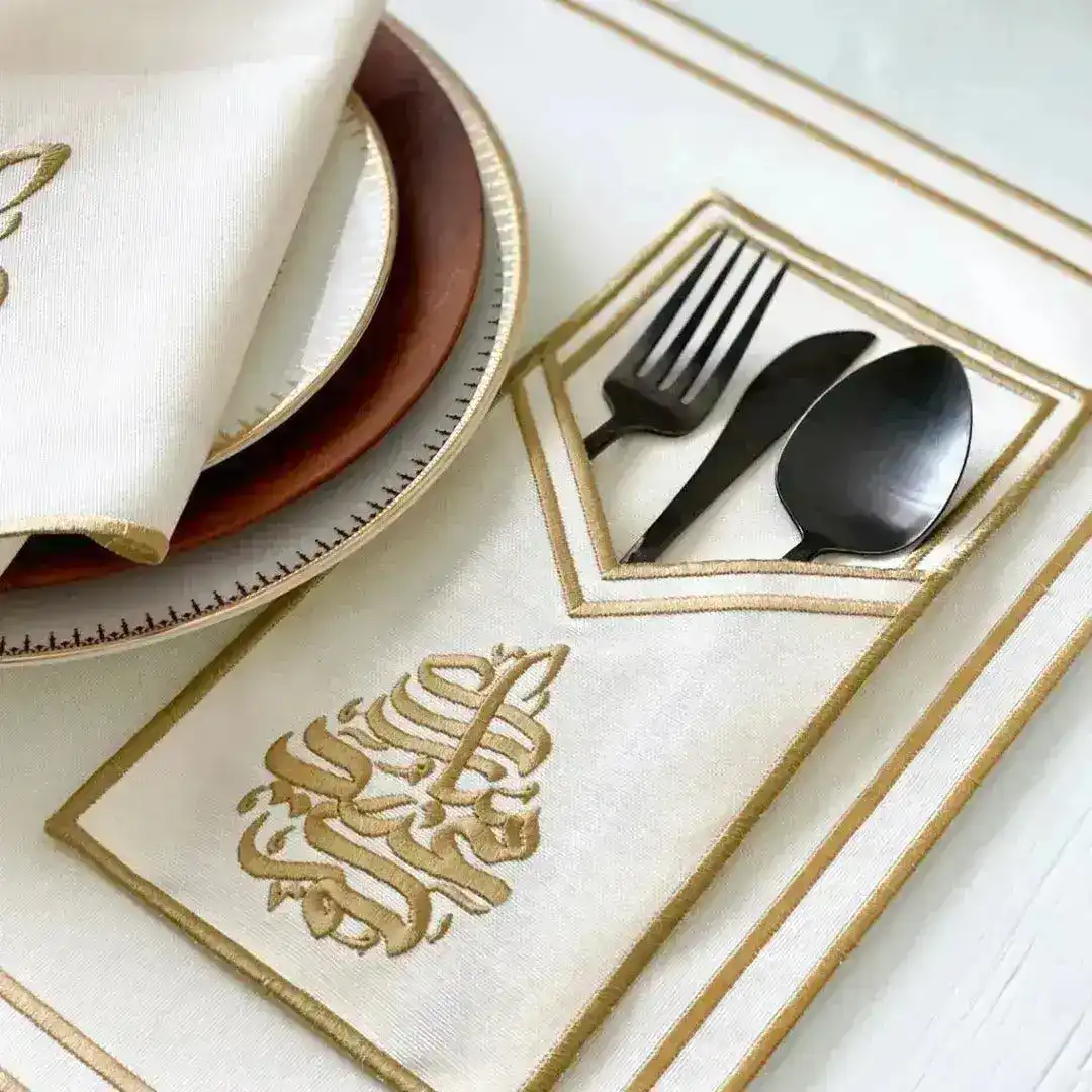 Elegant Lettering Placemats - Image 2