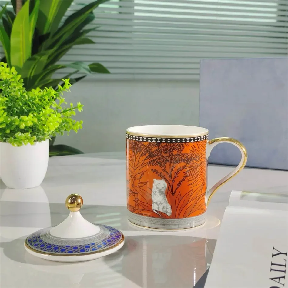 European Tiger Bone China Mug with Lid - Image 2