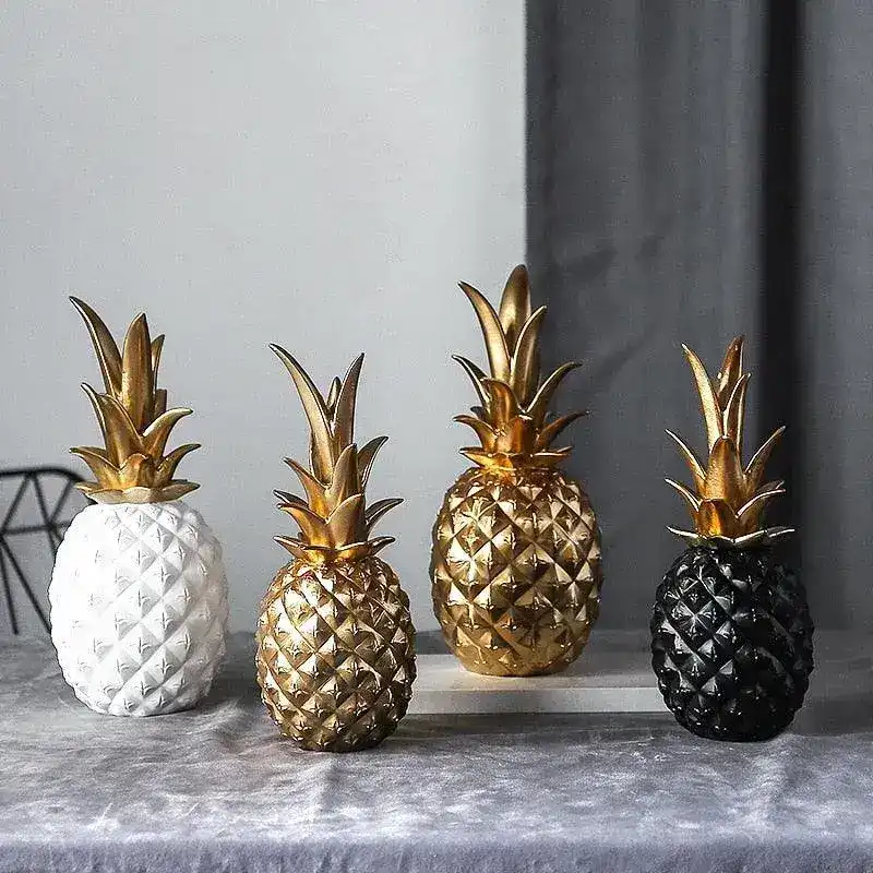 Glamorous Tropical Pineapple Table Decor - Image 2
