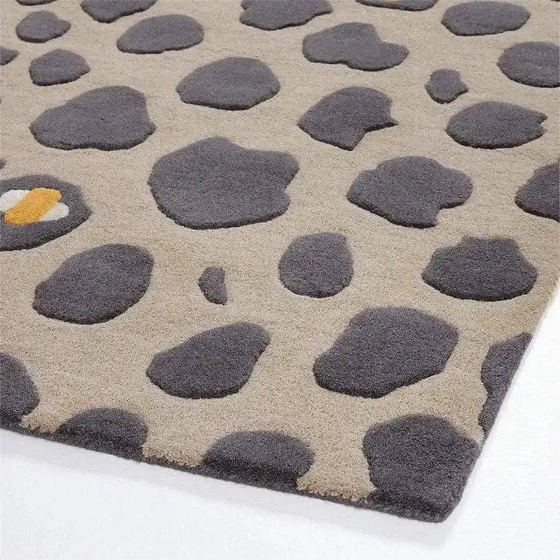 Gold and Gray Leopard Spots Hand Tufted Wool Rug - Image 3
