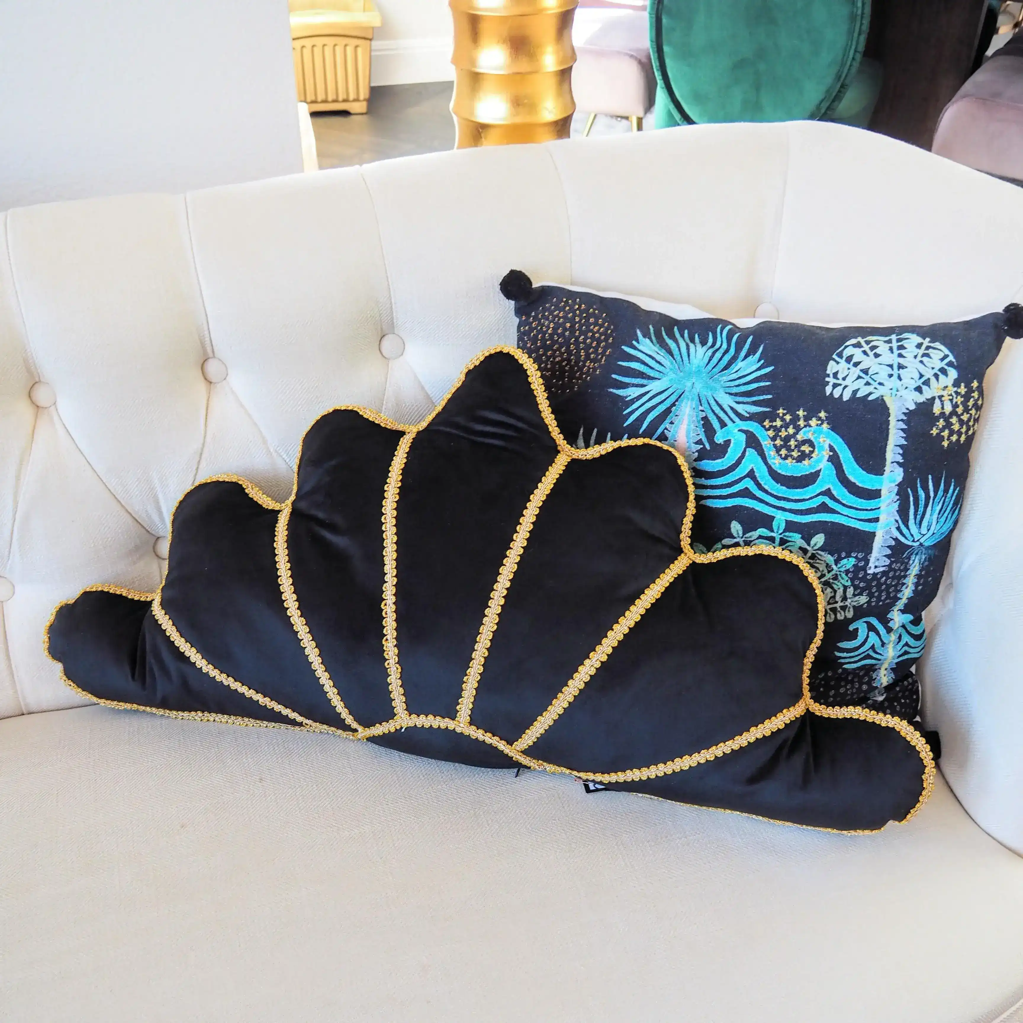 Gold Lace Sunburst in a Shell Pillow - Green - Image 7