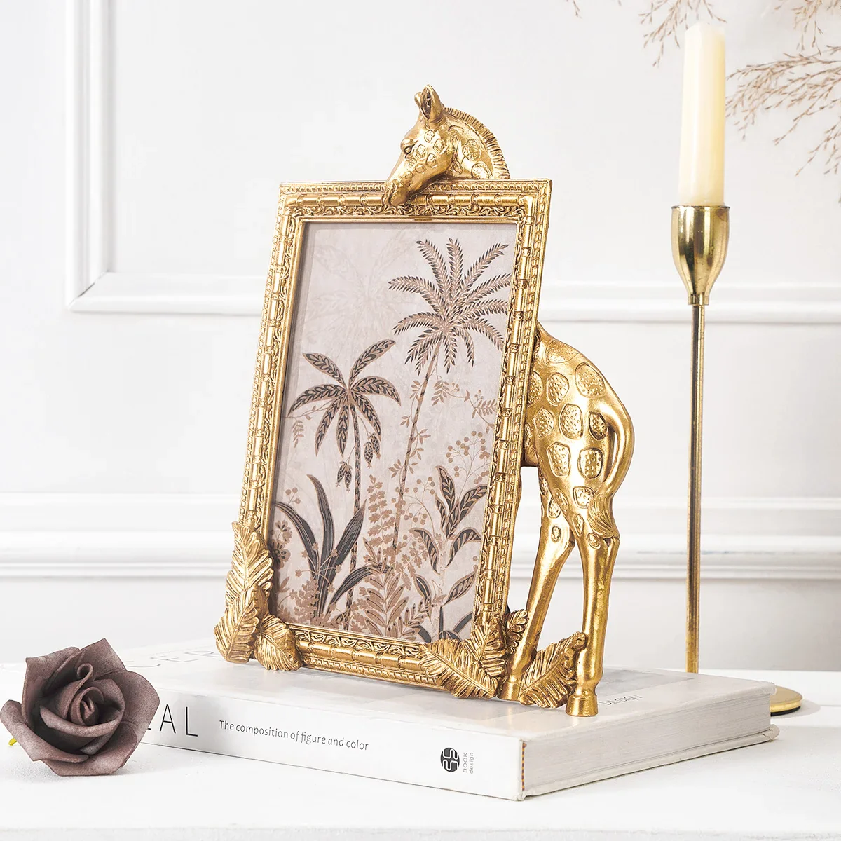 Golden Giraffe Resin Photo Frame - Image 5