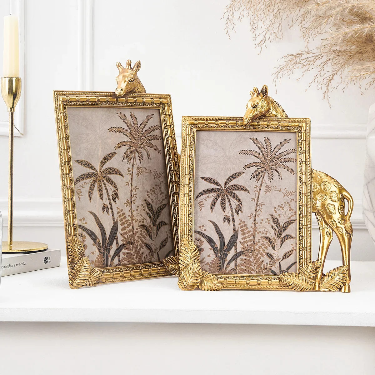 Golden Giraffe Resin Photo Frame - Image 7