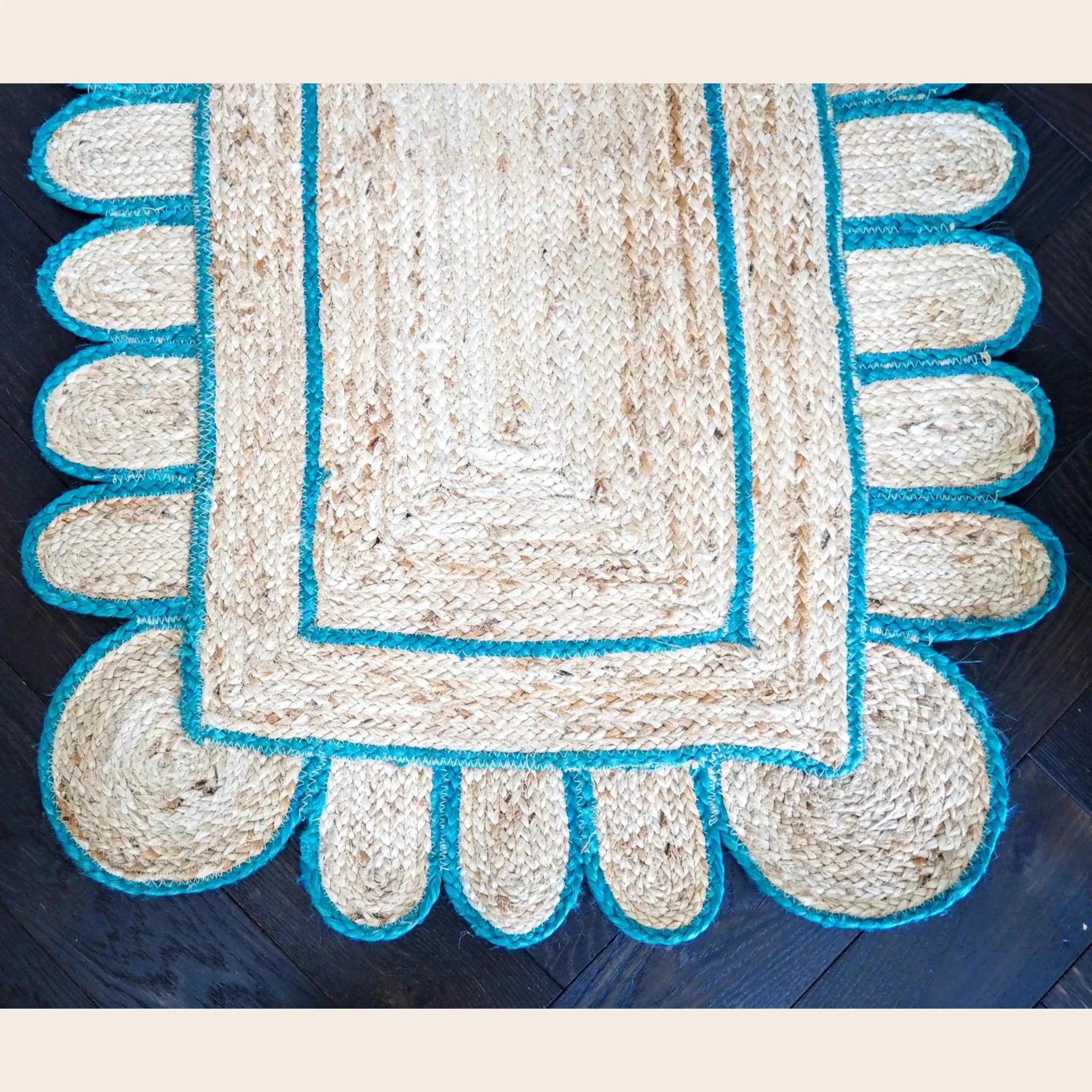 Handmade Blue Mini Scalloped Jute Rug - Image 7