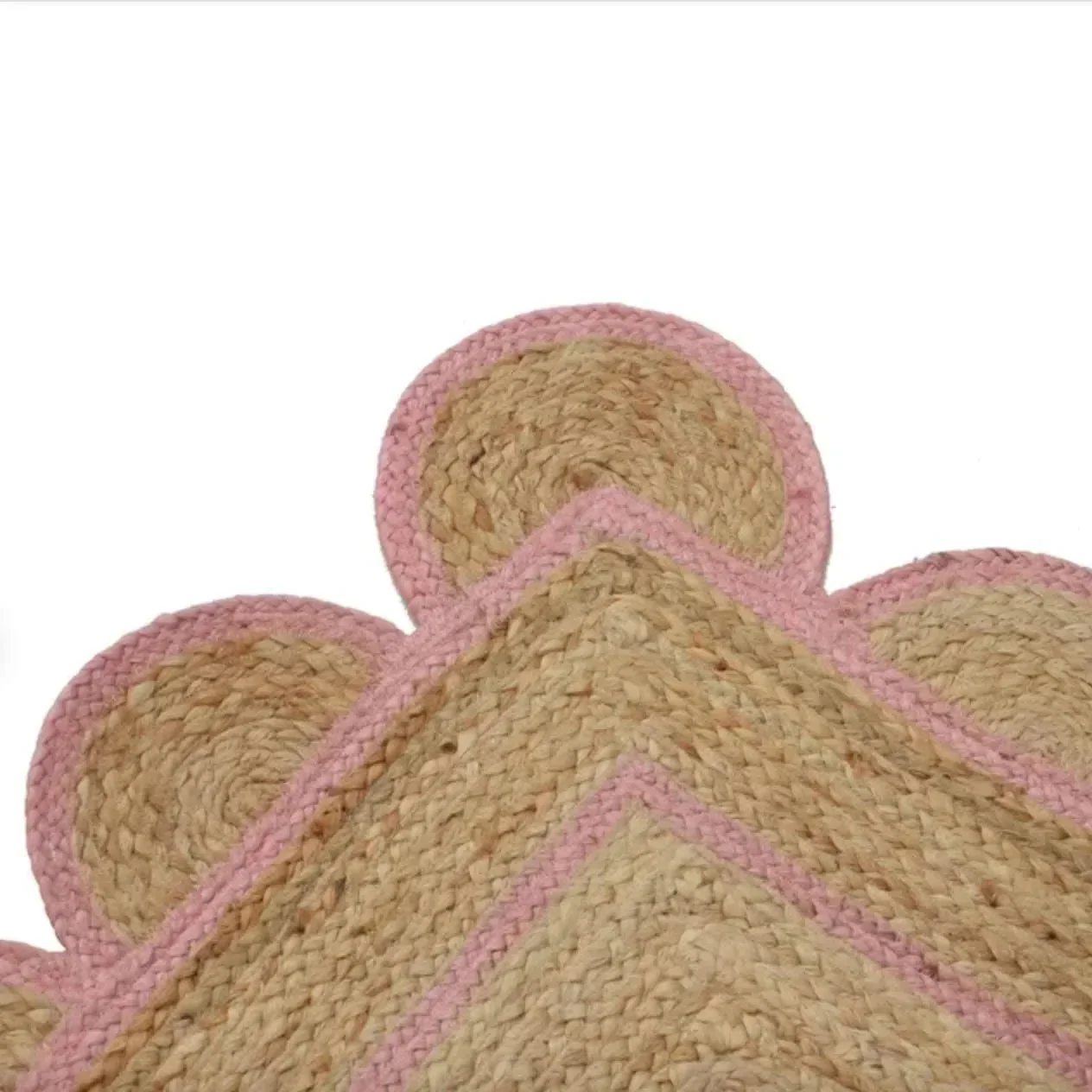 Handmade Pink Scalloped Jute Rug - Image 8