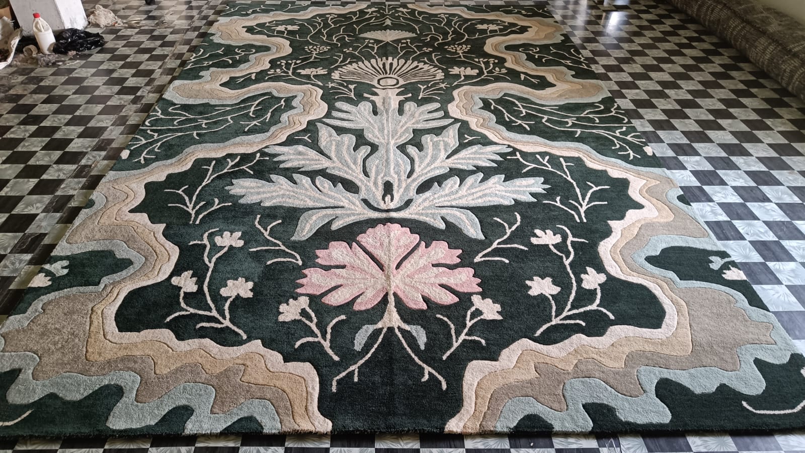 Heavenly Cloud Garden Hand Tufted Rug - Image 5