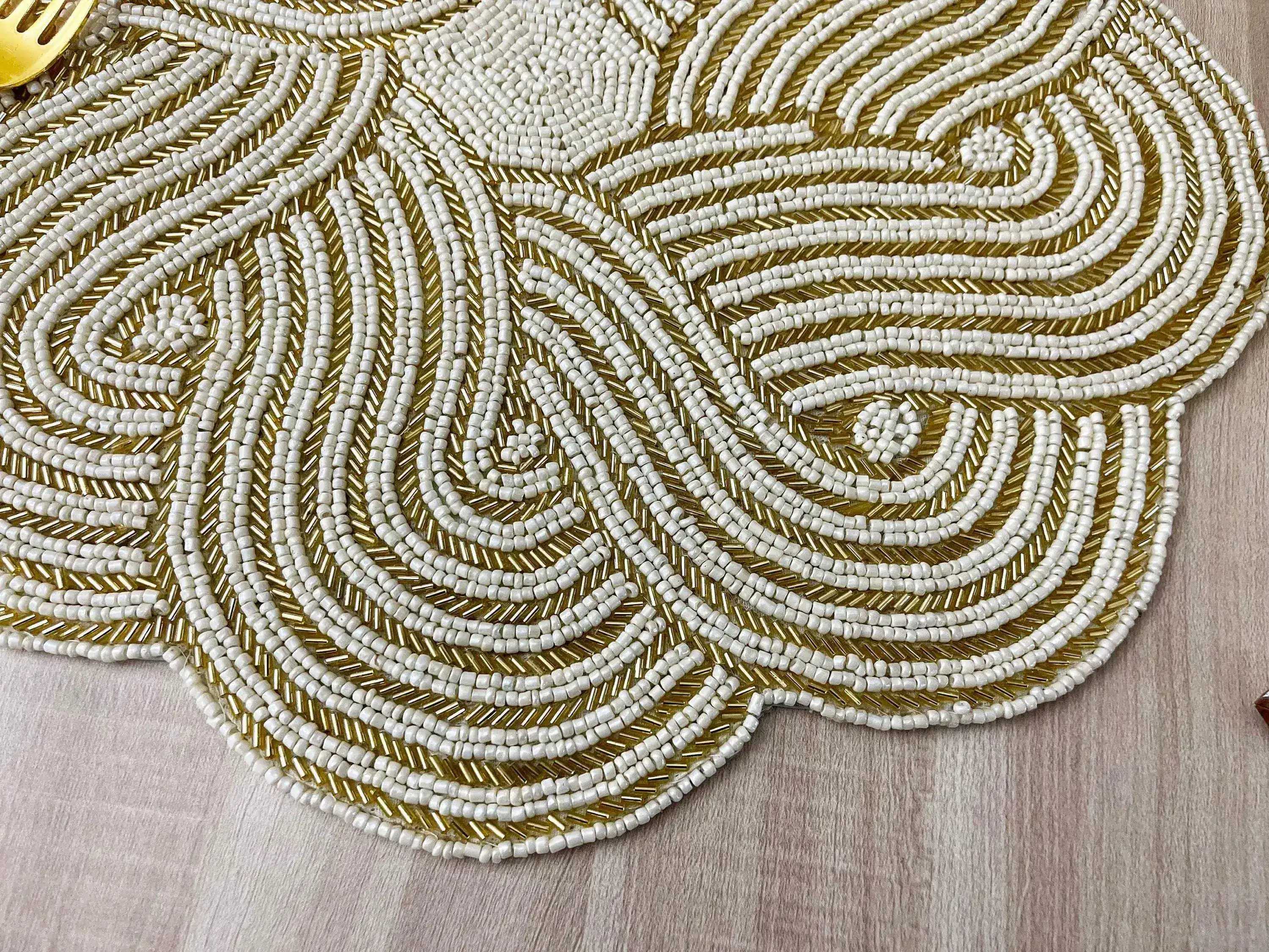 Intertwined Scallop Round Beaded Placemat set of 12 - Image 2