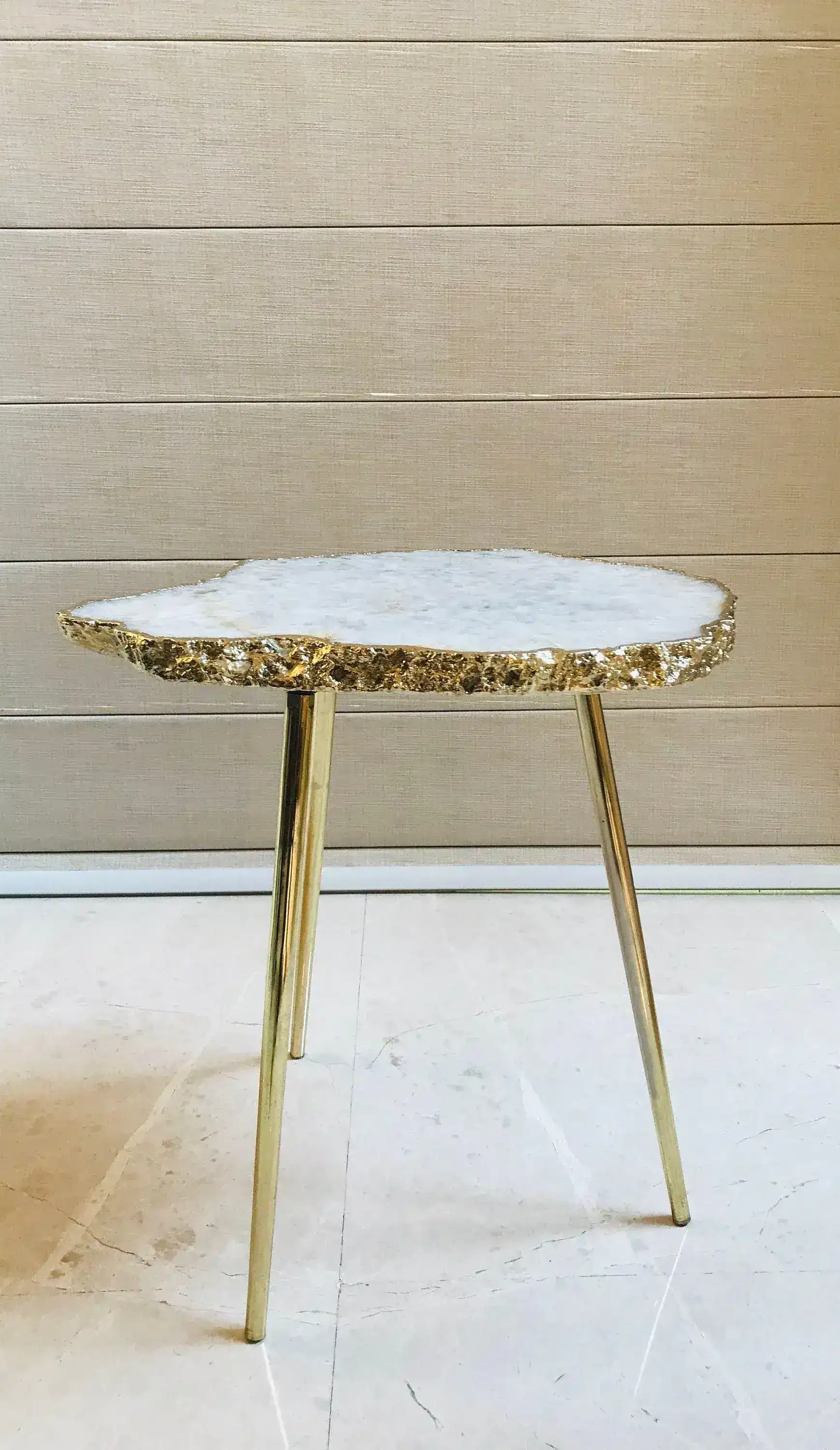 Large White Grey Agate Quartz Organic Edge Accent Table - Image 7