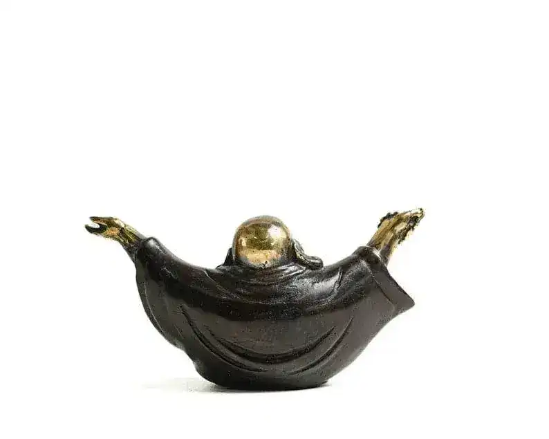 Laughing Buddha with Open Arms Statue - Image 9