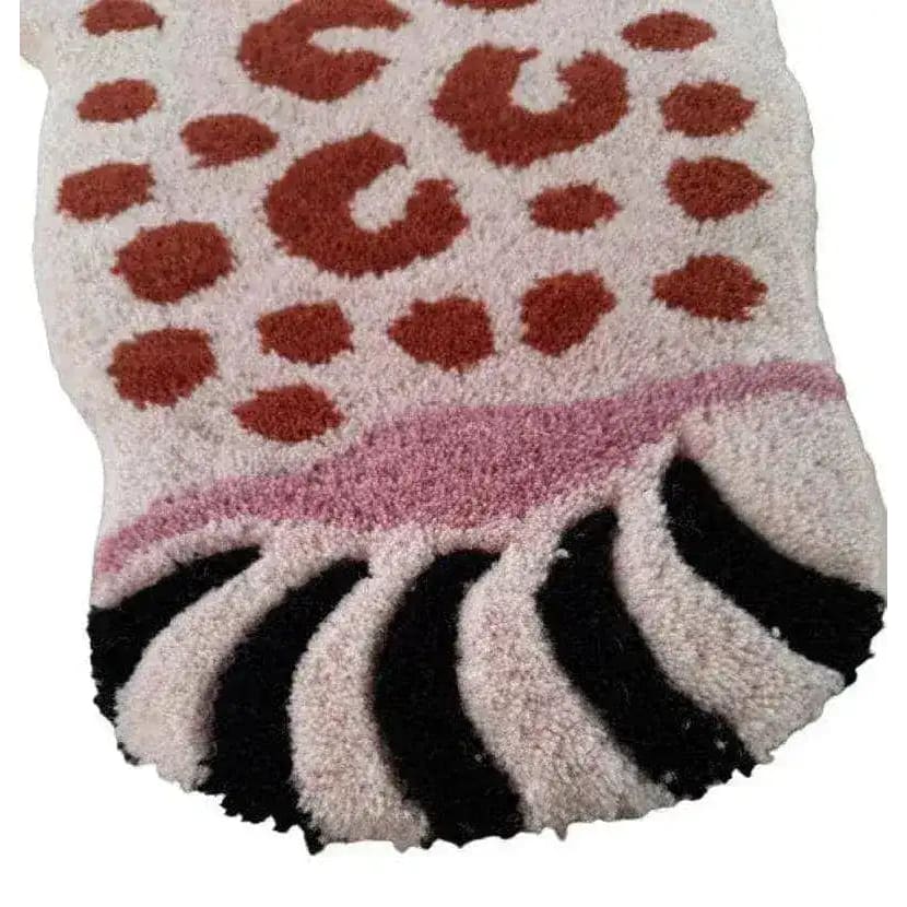 Little Pink Leopard Hand Tufted Wool Rug - Image 4