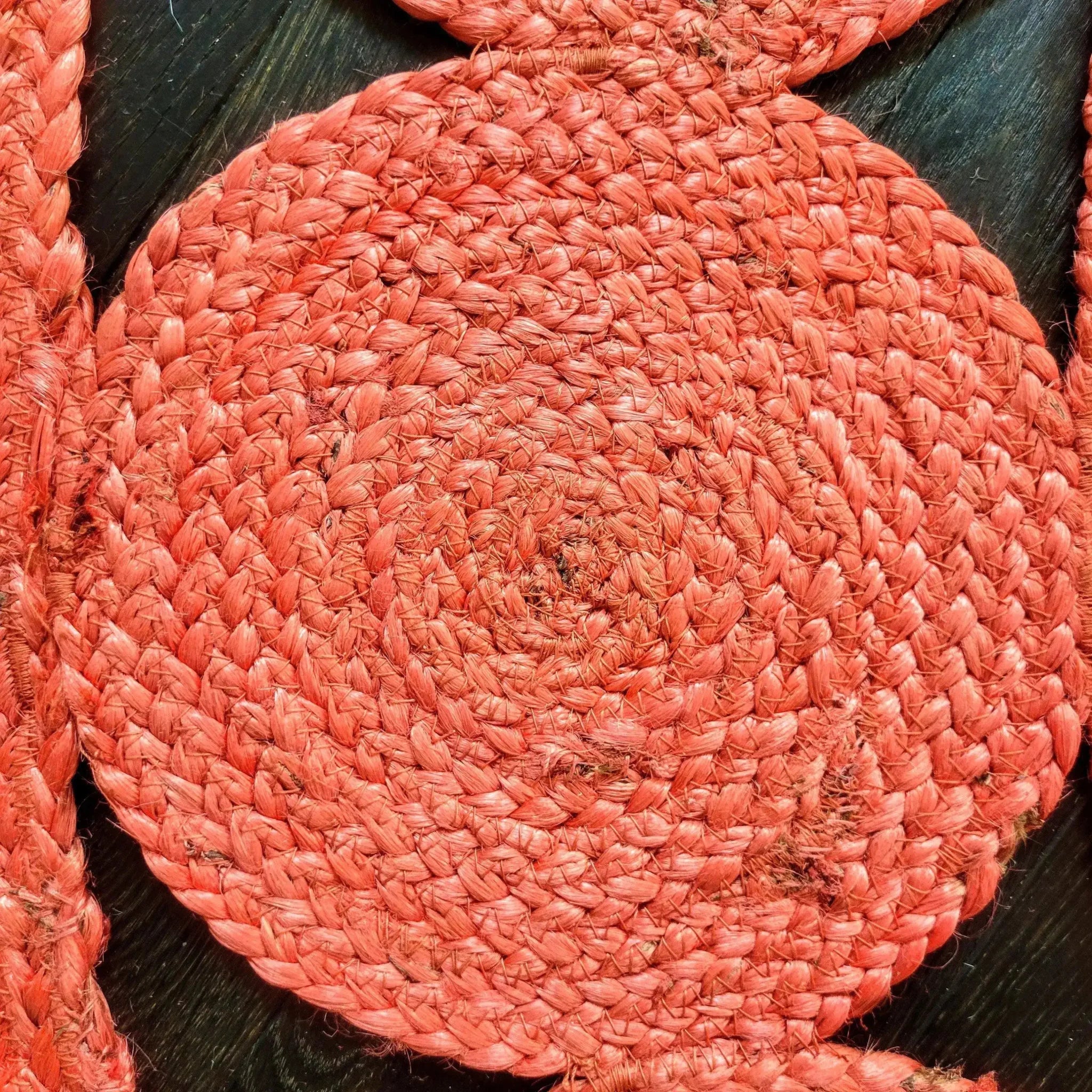 Maia Classic Circles Round Jute Rug - Red - Image 7