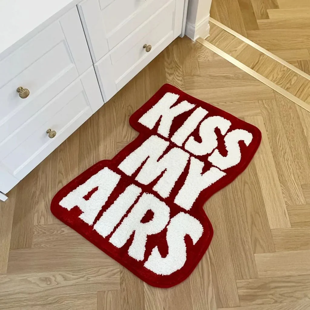 Maia Homes Red Kiss My Airs Handmade Bath Mat - Image 2