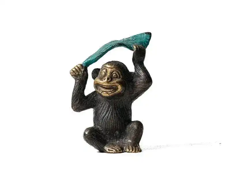 Monkey Under Banana Leaf Figurine - Set of 2 - Image 5