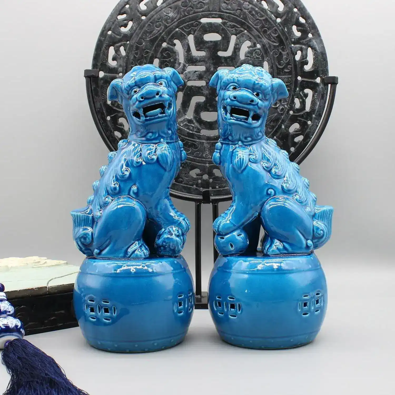 Pair of Foo Dogs Ceramic Figurine Sculptures - Image 2