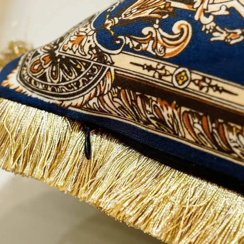 Royal Fringed Jacquard Pillow Case - Image 7