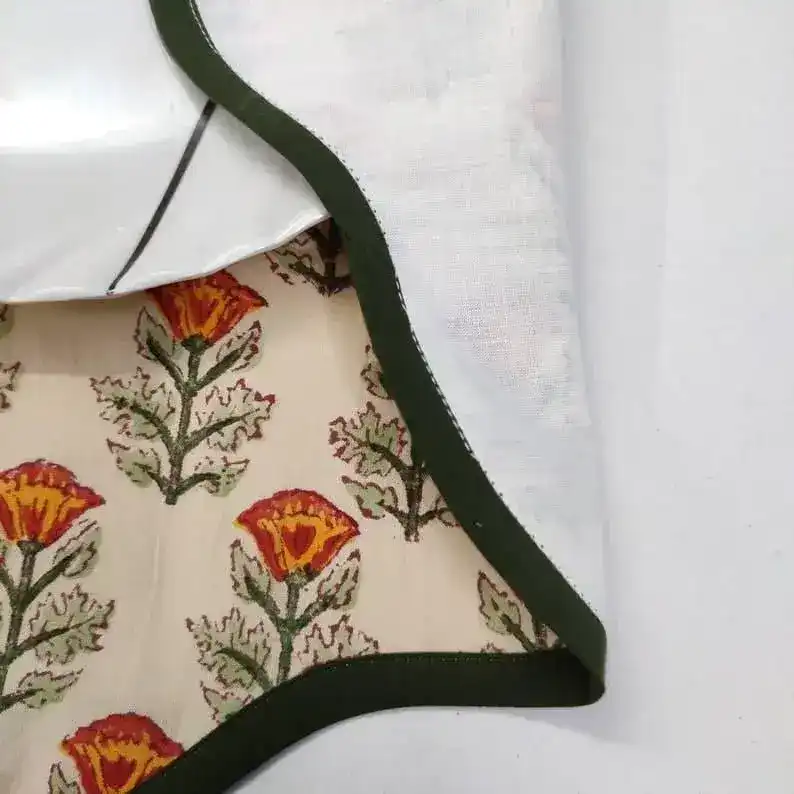 Sage Green Block Printed Flower Scalloped Placemats - Image 4