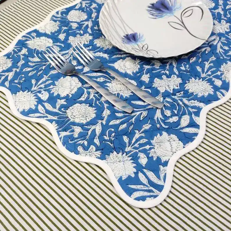 Scalloped White Floral Blue Cotton Placemat Set - Image 4