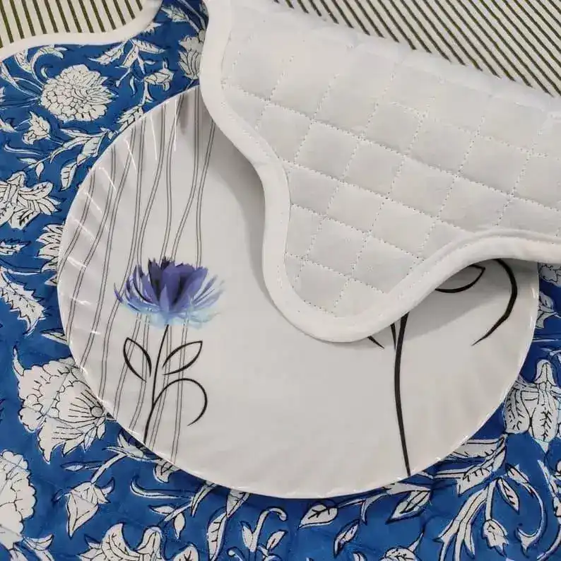 Scalloped White Floral Blue Cotton Placemat Set - Image 6