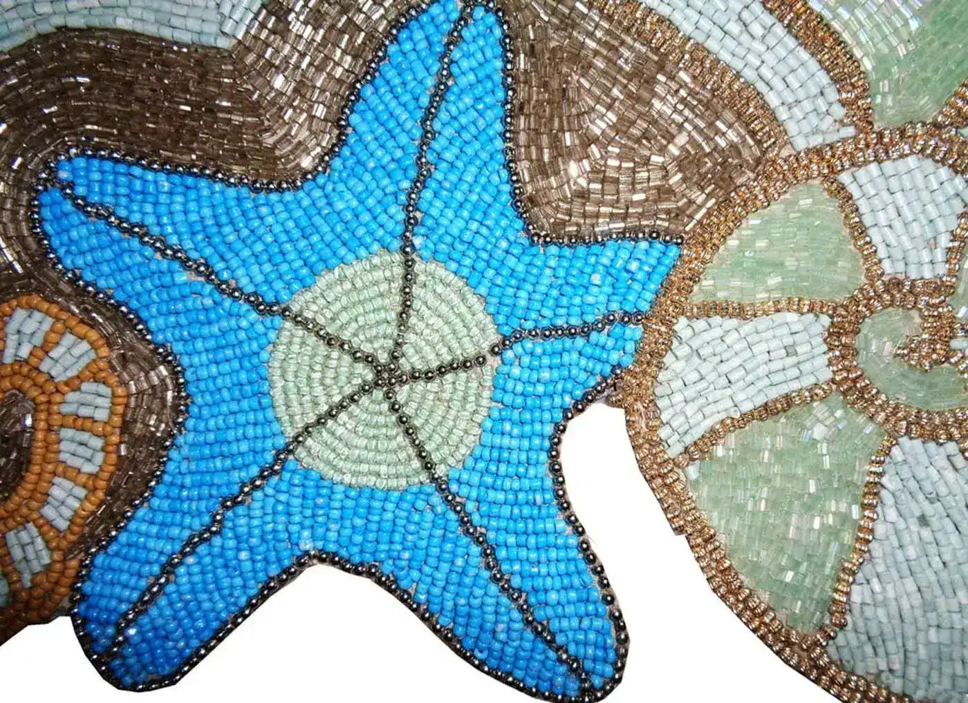 Stacy Beaded Table Runner - Image 8