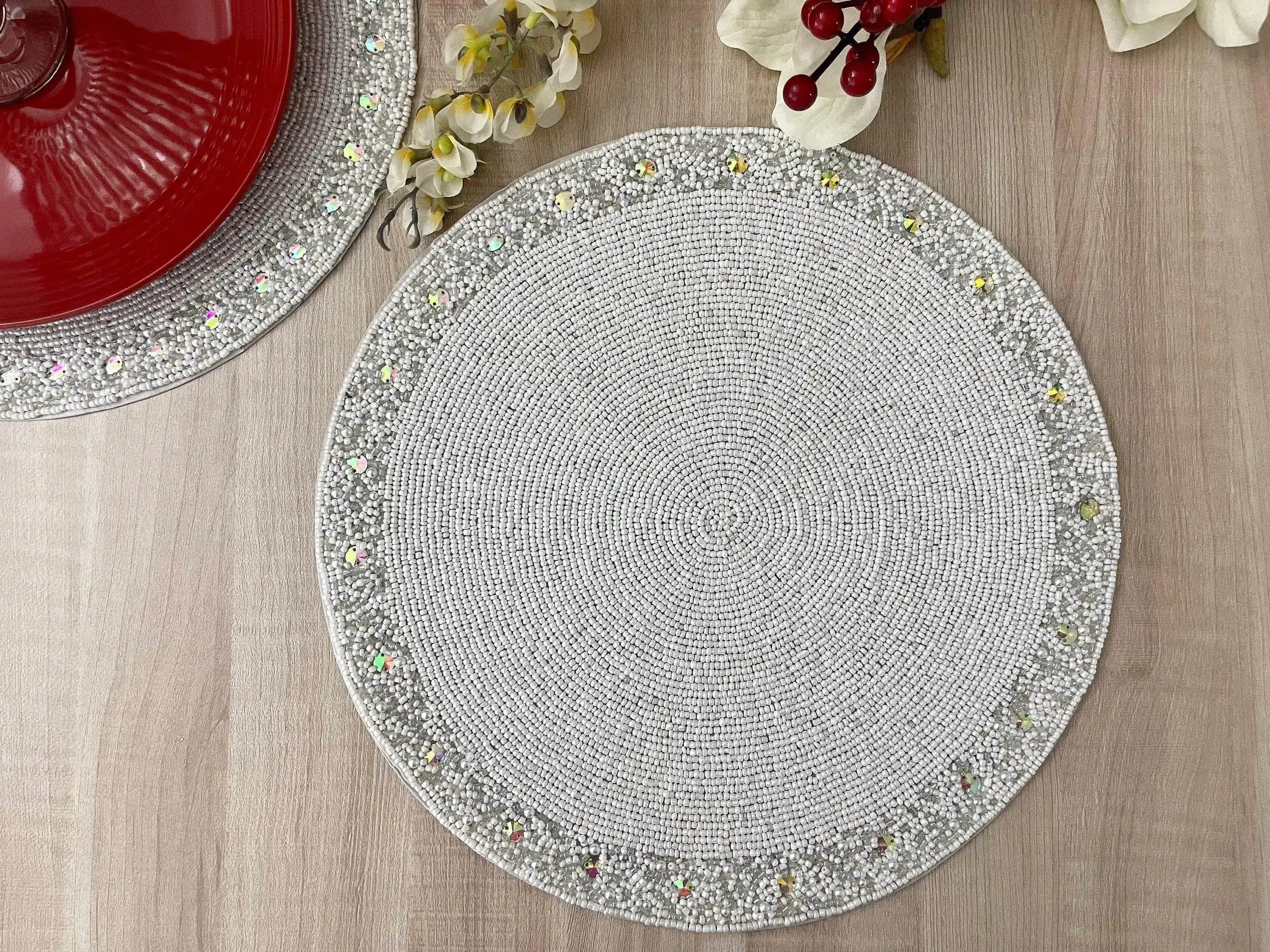 White and Glitzy Round Beaded Placemat - Image 2