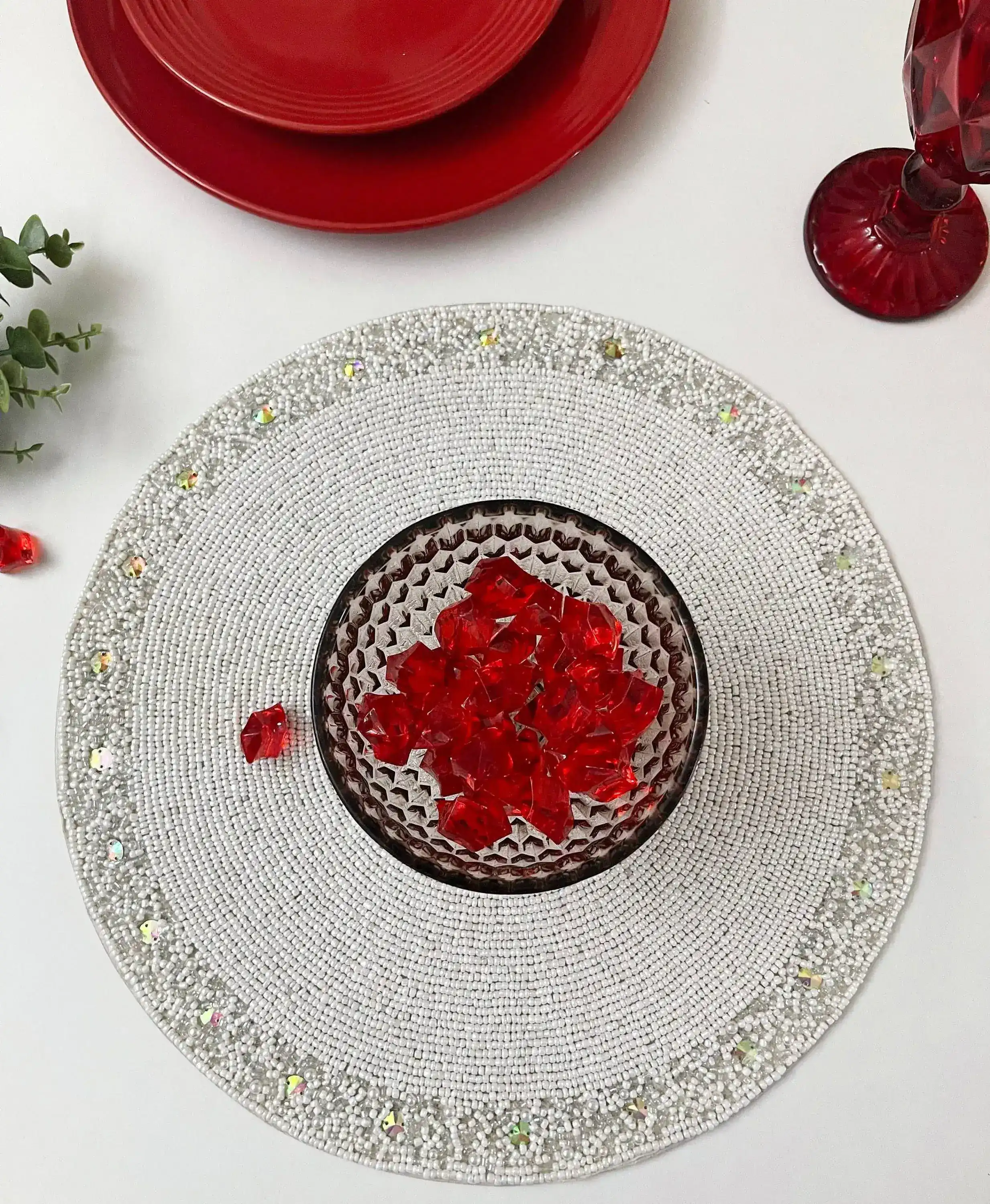 White and Glitzy Round Beaded Placemat - Image 5
