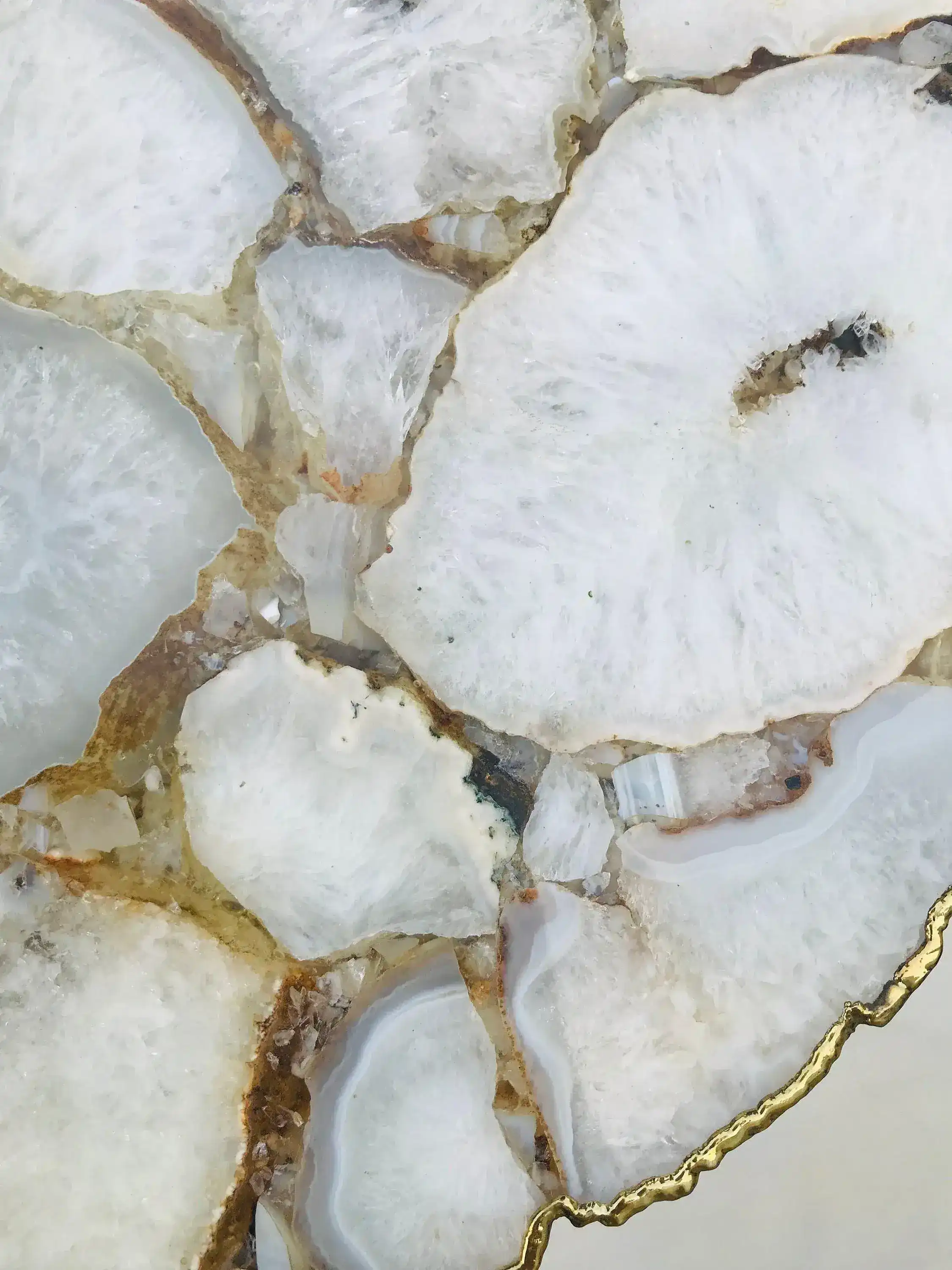 White Crystal Agate Organic Edge Accent Table - Image 8